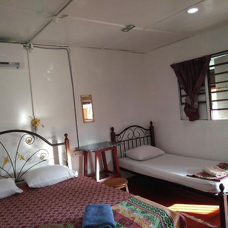 Hotel Nazri Nipah Camp Pangkor Kampung Teluk Nipah Habitación foto