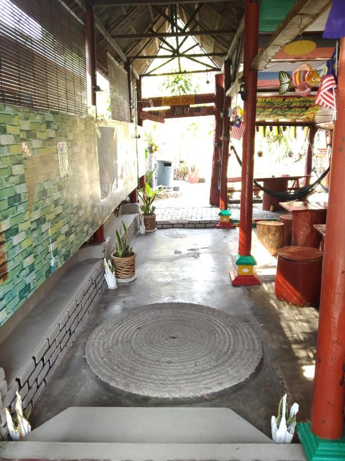 Hotel Nazri Nipah Camp Pangkor Kampung Teluk Nipah Exterior foto