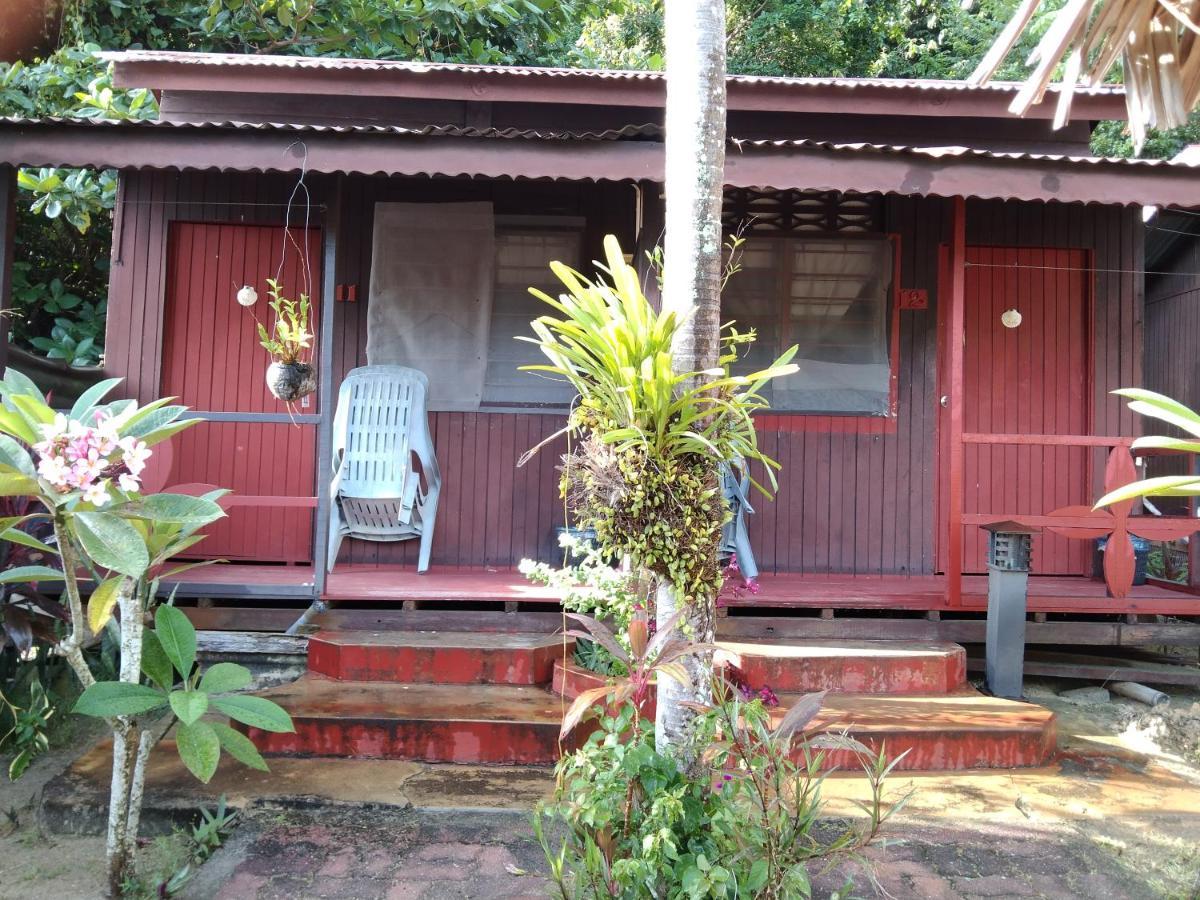 Hotel Nazri Nipah Camp Pangkor Kampung Teluk Nipah Exterior foto