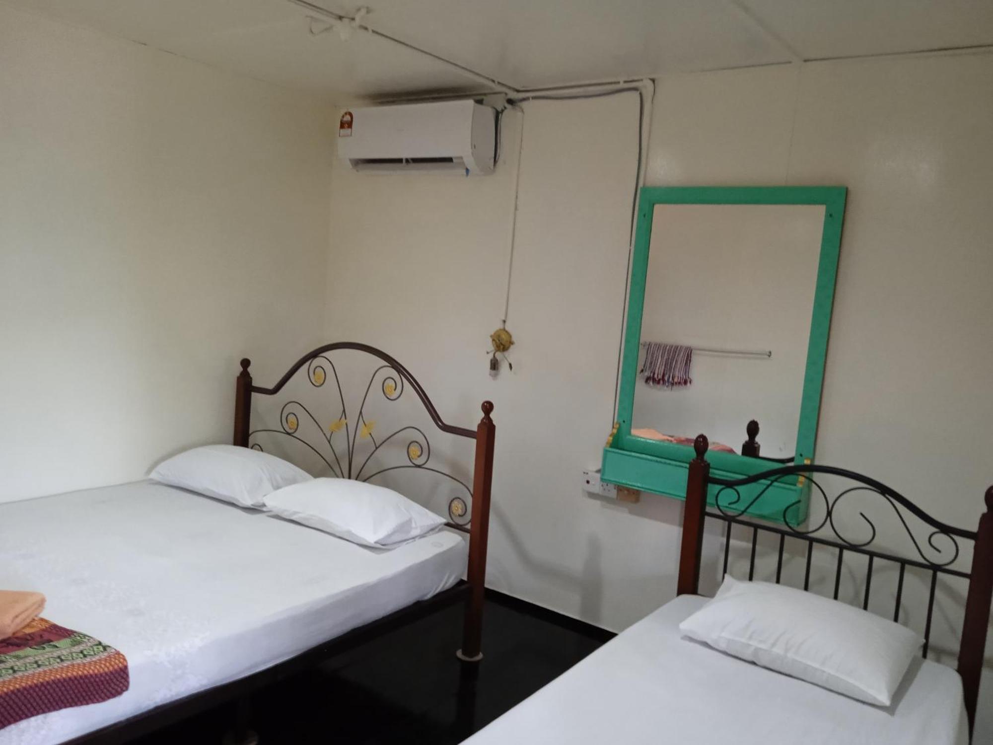 Hotel Nazri Nipah Camp Pangkor Kampung Teluk Nipah Habitación foto